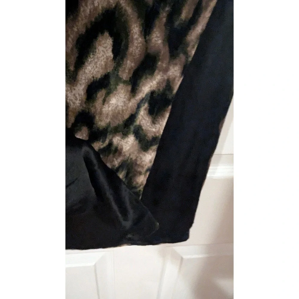 Unbranded Scarf OS Black Abstract Leopard Jaguar Velvet Satin Formal Mob Wife